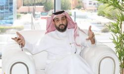رئيس نادي الأهلي السعودي يعلن استقالته