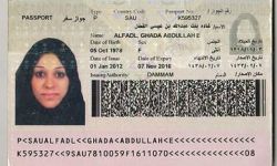 بعد مساومة جنسية تهرب لليونان .. سيدة سعودية: سفارة آل سعود تحاول استدراجي